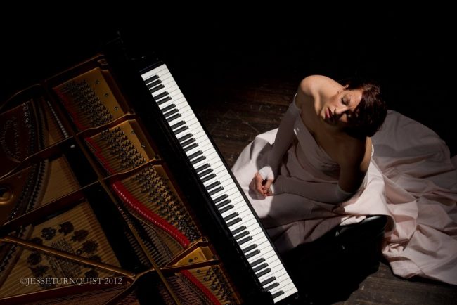 Amanda Palmer at piano